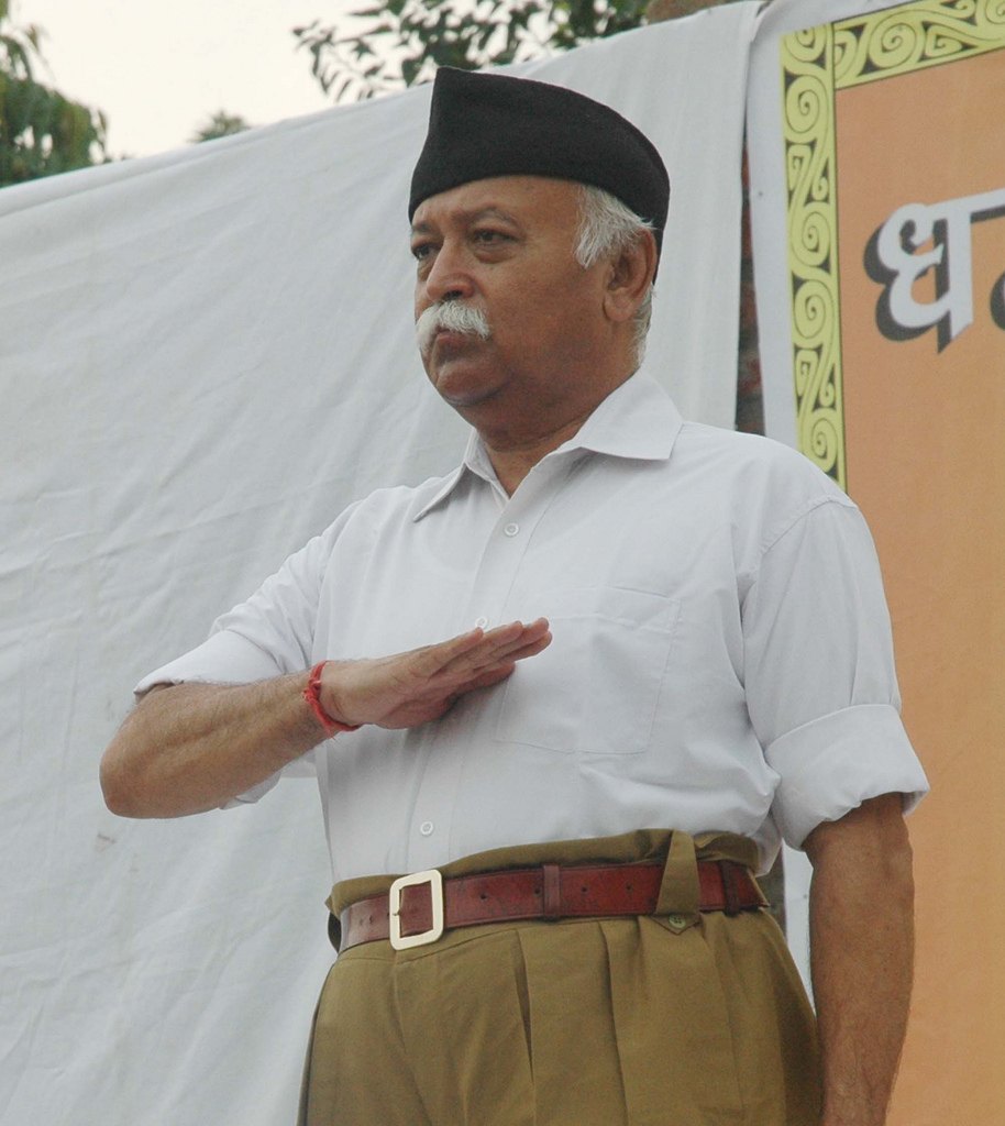 धमतरी: भागवत पर टिप्पणी से बवाल, हिंदू संगठनों ने थाना घेरा