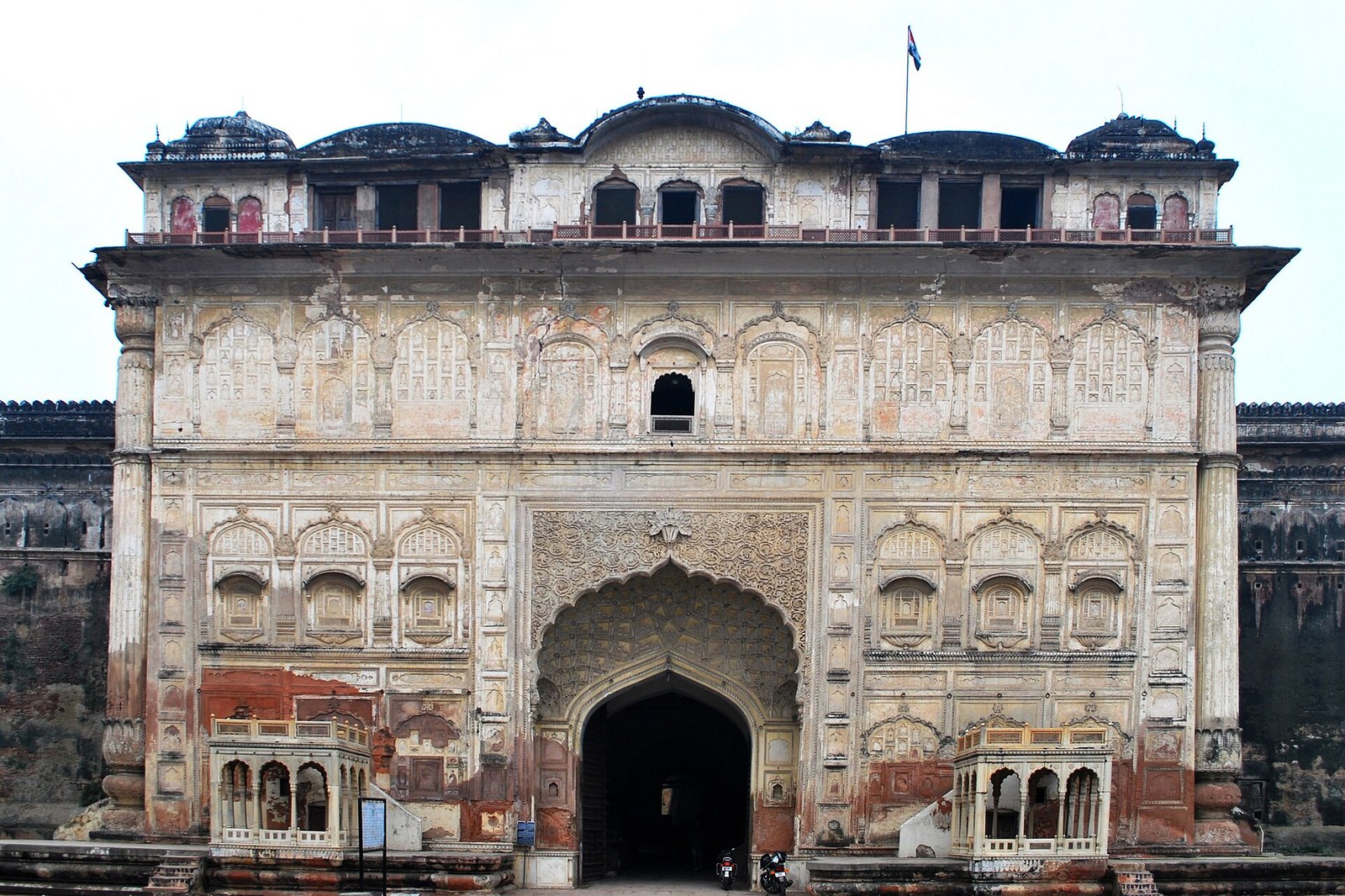 पटियाला: मकान देखने आए दंपती पर पिटबुल का हमला