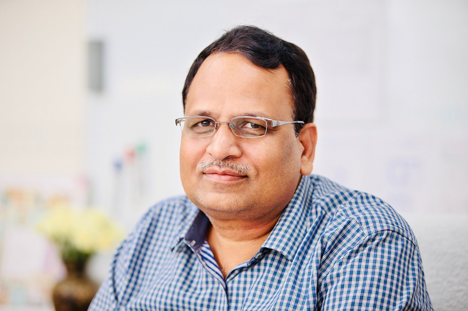 सत्येंद्र जैन डीजेबी भ्रष्टाचार मामले में फिर गिरफ्तार, कोर्ट में पेश